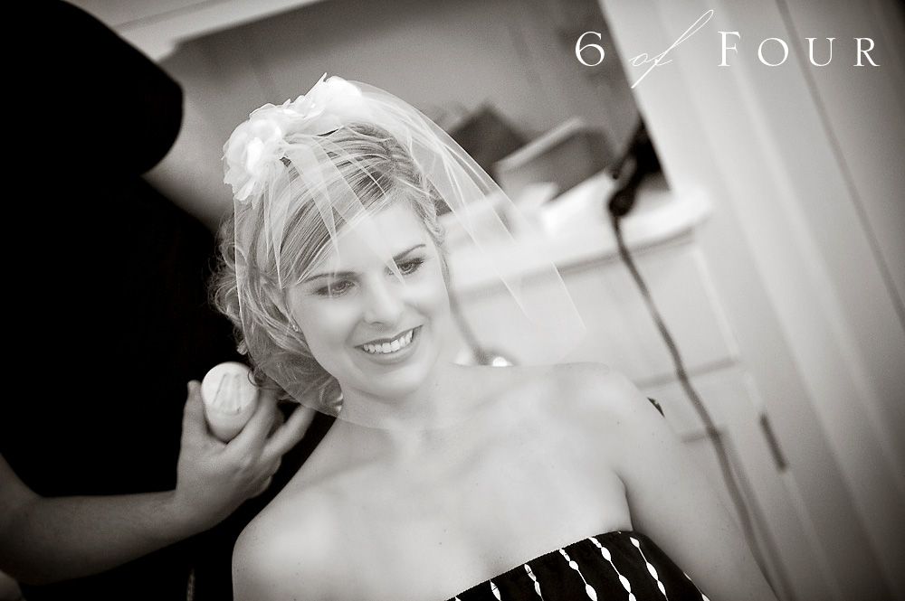 Old_Edwards_Inn_Highlands_North_Carolina_Wedding_Bride_gettting_ready