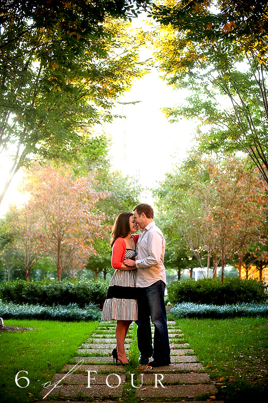 Engagement_pictures_portraits_atlanta_color_black_and_white_wedding Engagement_pictures_portraits_atlanta_color_black_and_white_wedding