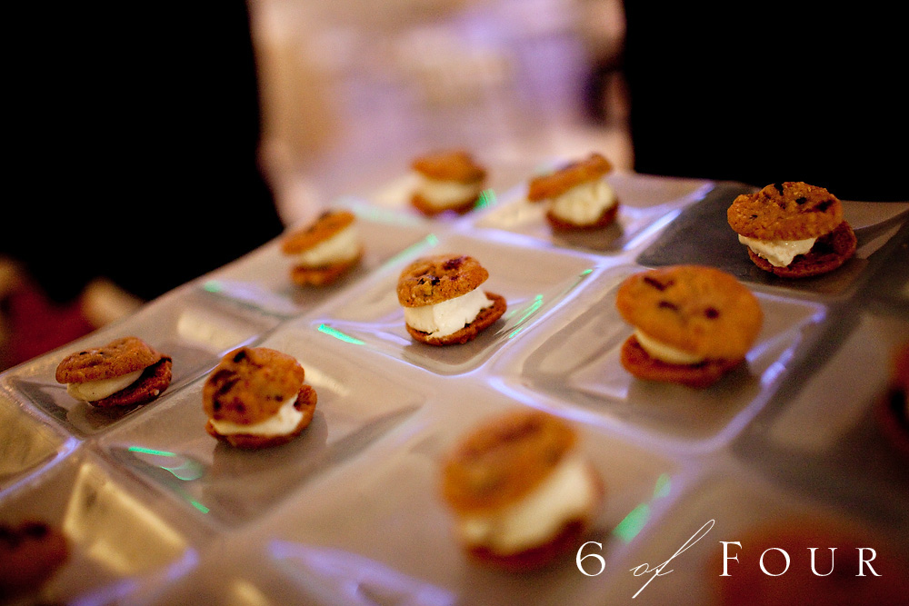 Ice_cream_cookie_sandwiches_Reception_deserts